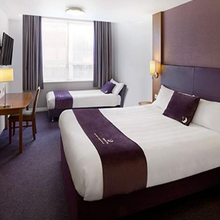 Premier Inn St. Neots Eksteriør bilde