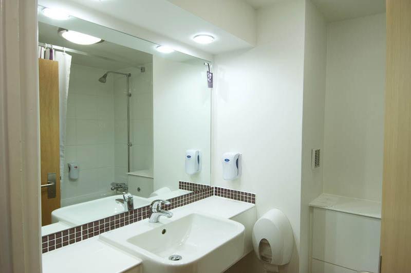 Premier Inn St. Neots Eksteriør bilde